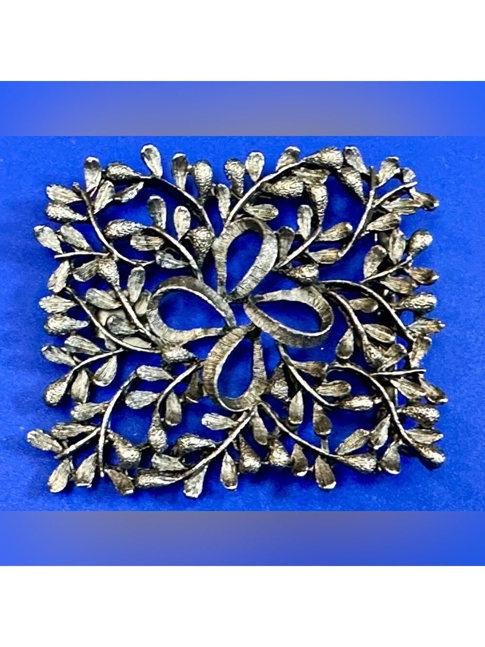 Vintage unsigned tree earthy buckle silver metal unsigned